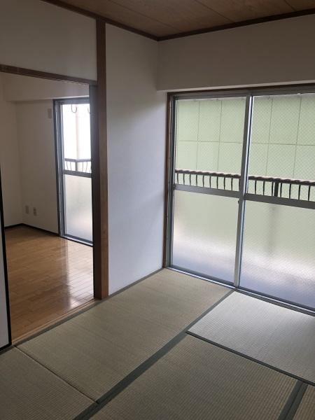 シャトーローレンス八尾