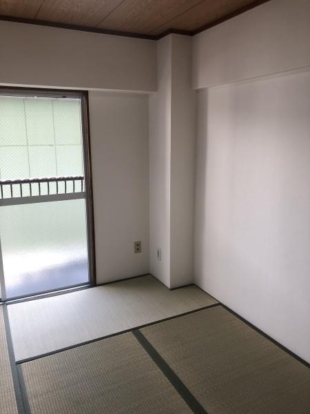 シャトーローレンス八尾