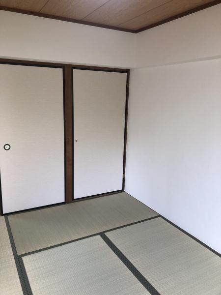 シャトーローレンス八尾