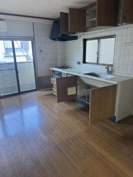 羽曳野市軽里３丁目の中古一戸建て