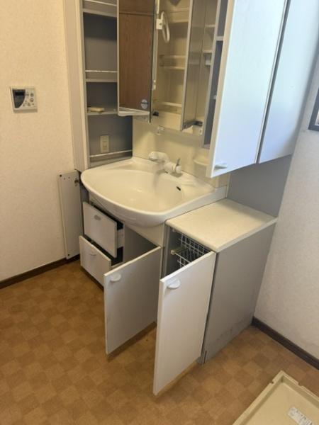 羽曳野市軽里３丁目の中古一戸建て