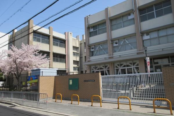 東大阪市寿町３丁目の土地(東大阪市立柏田小学校)