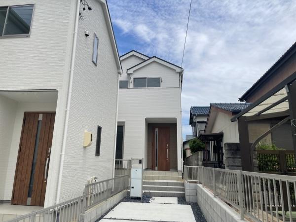知立市昭和３丁目の新築一戸建