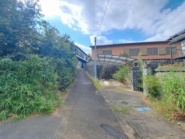 豊田市中根町小訳の土地(前面道路含む現地写真)