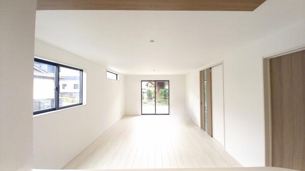 みよし市三好町6期2号棟新築戸建全2棟