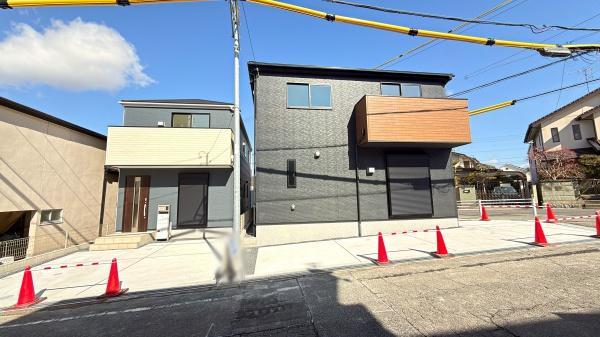 東郷町春木23-2期2号棟新築戸建全2棟