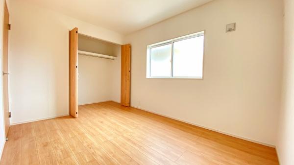 みよし市三好丘桜3丁目2号棟新築戸建全2棟