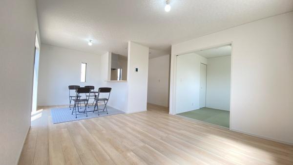 豊明市二村台第102号棟新築戸建全3棟