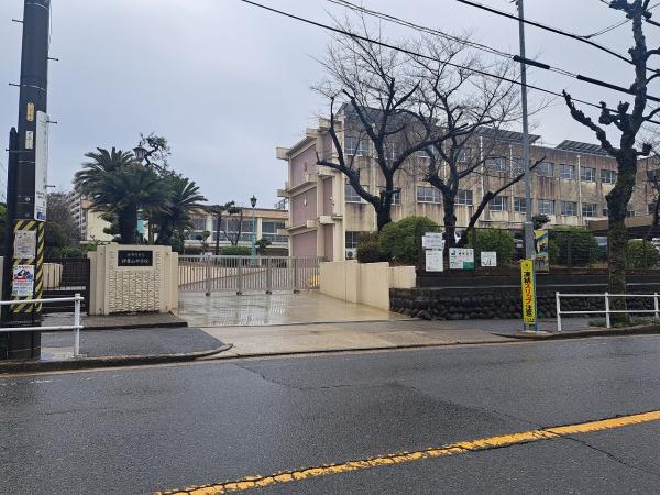 上前津サンハイツ(名古屋市立伊勢山中学校)