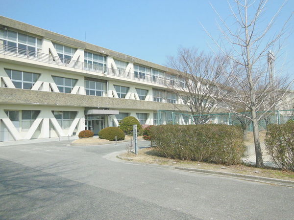 豊明市第7二村台1号棟新築戸建全2棟(豊明市立豊明中学校)