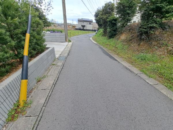 知多市八幡字鍋山の土地