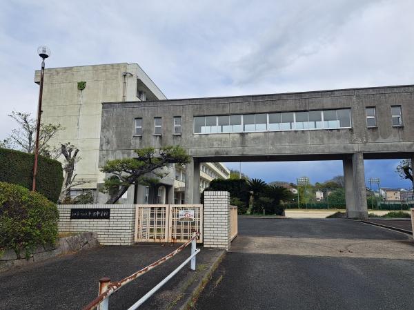 知多市八幡字鍋山の土地(知多市立東部中学校)