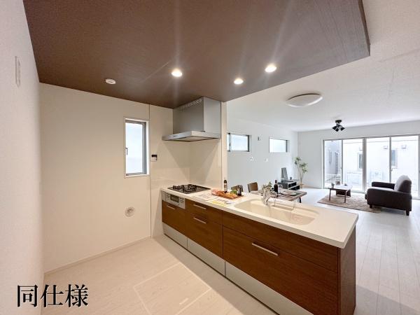 豊明市阿野町2期2号棟新築戸建全2棟