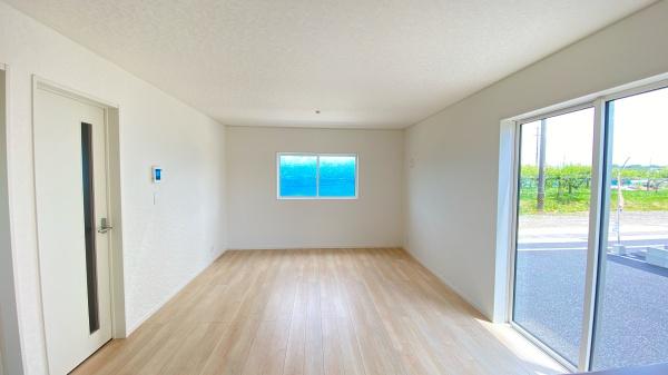 みよし市三好町第221号棟新築戸建全2棟