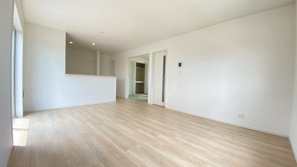 みよし市三好町第221号棟新築戸建全2棟