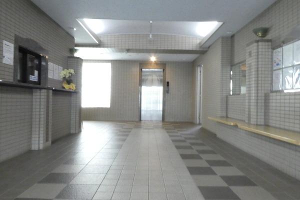 グローリアス東郷春木台(ロビー)