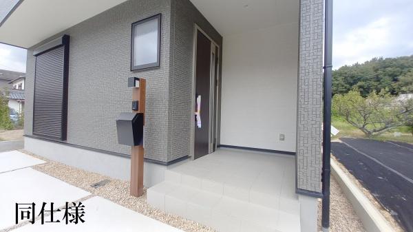東郷町白鳥一丁目　１号棟　新築戸建て全２棟