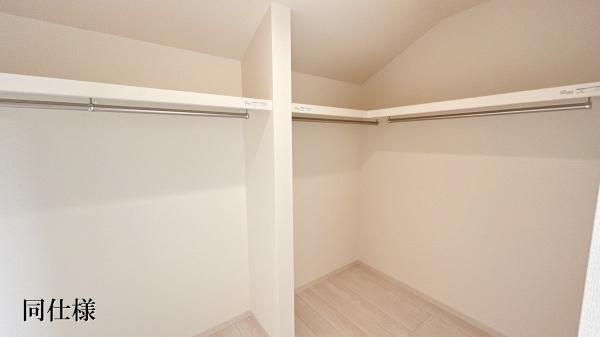 東郷町白鳥一丁目　２号棟　新築戸建て全２棟