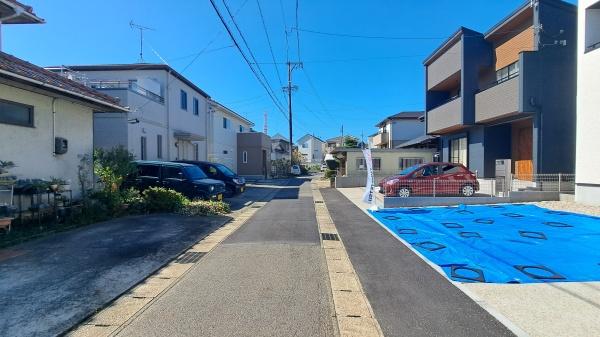 豊田市小坂町13丁目2号棟新築戸建全3棟
