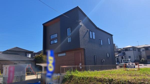 豊田市三軒町2丁目新築戸建