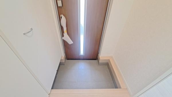 豊田市志賀町第61号棟新築戸建全2棟(玄関)