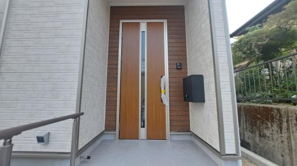 豊田市志賀町第61号棟新築戸建全2棟(玄関)