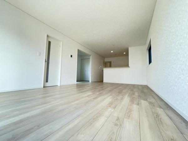 豊田市堤町第31号棟新築戸建全4棟(リビング)