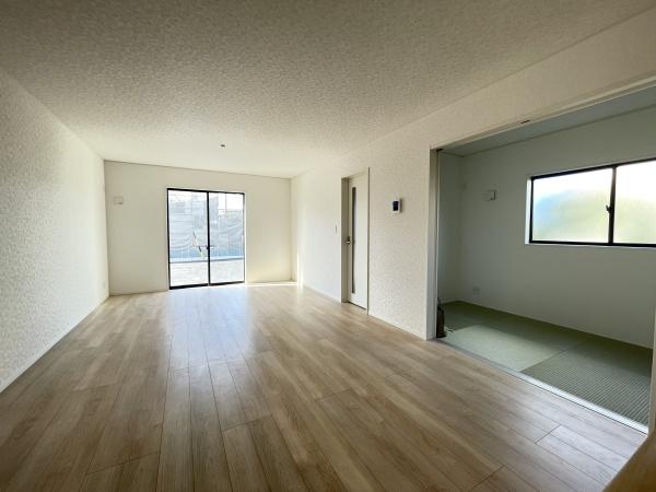 豊田市堤町第31号棟新築戸建全4棟(リビング)