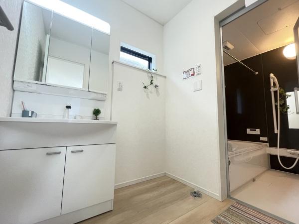 豊田市堤町第34号棟新築戸建全4棟(洗面台・洗面所)