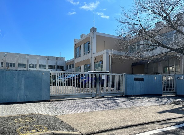 名古屋市緑区東神の倉３丁目の中古一戸建て(神の倉小学校)