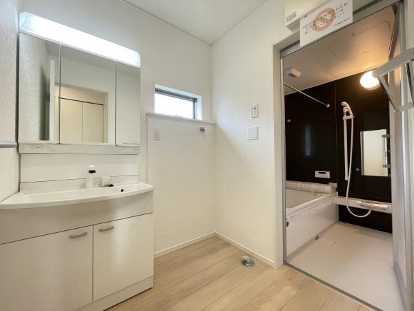 豊田市井上町第102号棟新築戸建全3棟