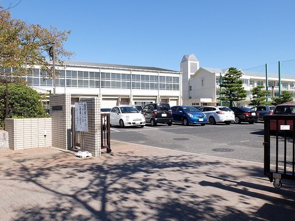 豊田市栄町3号棟　新築戸建全3棟(豊田市立挙母小学校)