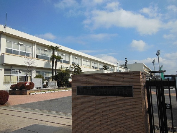 豊田市第1朝日町2号棟新築戸建全2棟(豊田市立崇化館中学校)