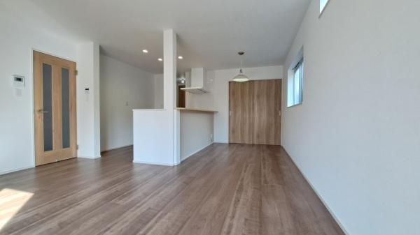 豊田市第1朝日町2号棟新築戸建全2棟