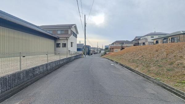 愛知郡東郷町三ツ池３丁目の売土地