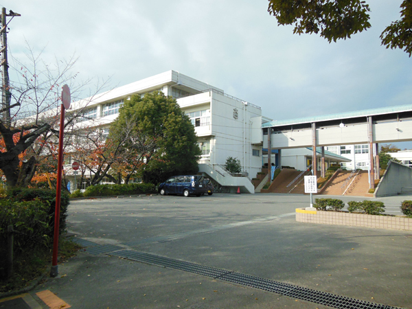 メイツ大府　中古マンション(大府市立大府中学校)