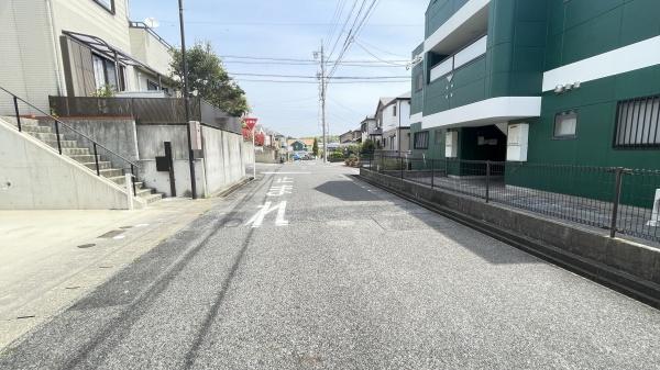 東郷町三ツ池4丁目　中古戸建