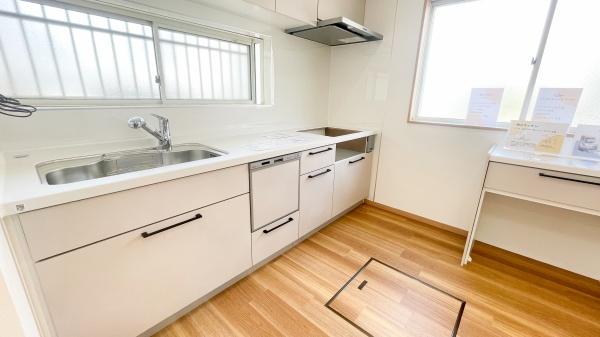 東郷町春木台5丁目　中古戸建