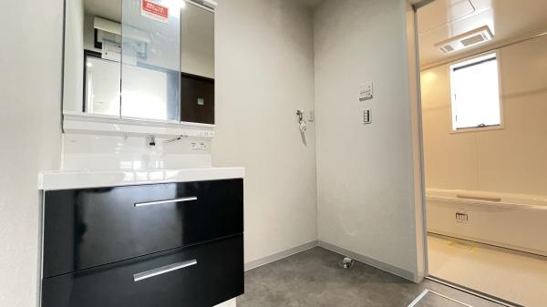 名古屋市千種区春岡通５丁目の中古一戸建て