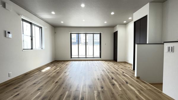 名古屋市千種区春岡通５丁目の中古一戸建て
