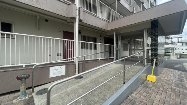 上社南住宅3号棟　中古マンション