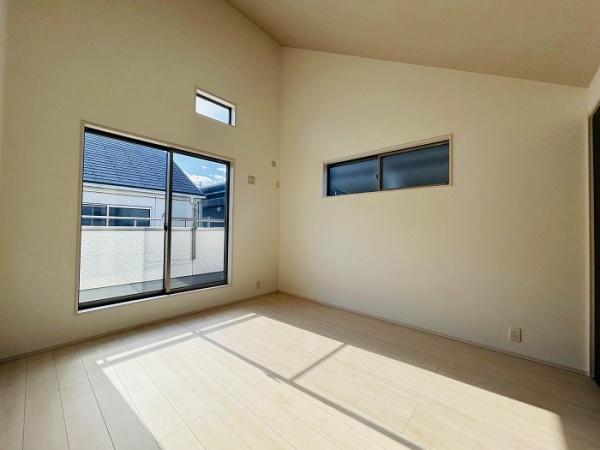 半田市上池町２丁目の中古一戸建て