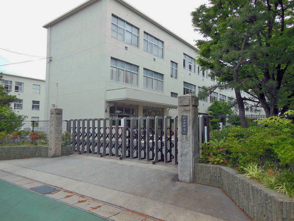 カルティア刈谷松坂　中古マンション(刈谷市立刈谷南中学校)