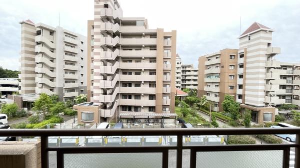 日進香久山杜の街106号棟　中古マンション