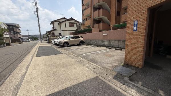 ライオンズマンション左京山　中古マンション