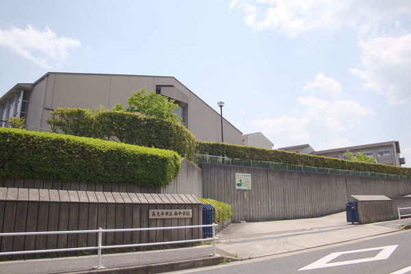 プレシアスシティ・ザ・シーズンズＤ棟(長久手市立南中学校)