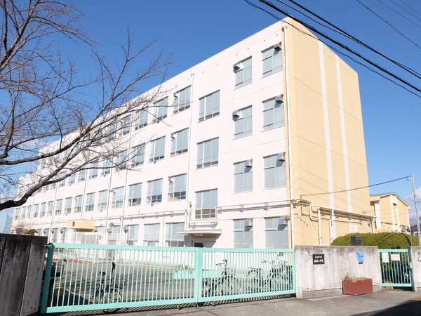 名古屋市名東区大針２丁目の中古一戸建て(名古屋市立極楽小学校)