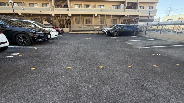 ロイヤルコンフォート日進中古マンション