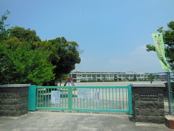 グローリアス知立第2　中古マンション(知立市立知立小学校)