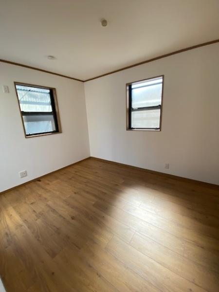 川崎市高津区末長４丁目の中古一戸建て